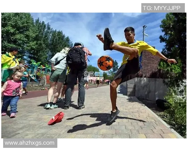 与热爱足球的男生携手共度甜蜜时光的恋爱故事