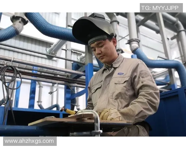 丽江飞虎足球队队员的奋斗故事与团队精神的传承与发展 丽江飞虎足球队队员的奋斗故事与团队精神的传承与发展