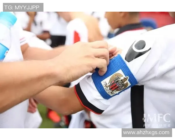 中级足球游戏的技巧提升与战术分析助你成为场上明星 中级足球游戏的技巧提升与战术分析助你成为场上明星